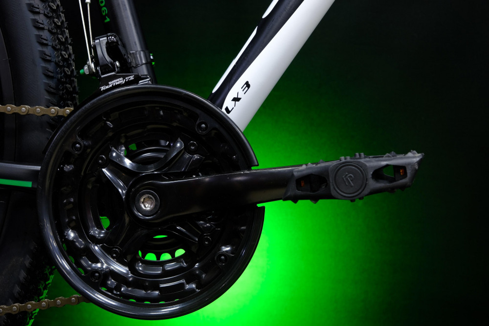 Lorak LX3 Матовый Чёрный/Зелёный рама 19 (на рост 171-182)