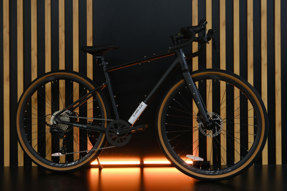 LORAK Gravel 300 Чёрный рама 480mm